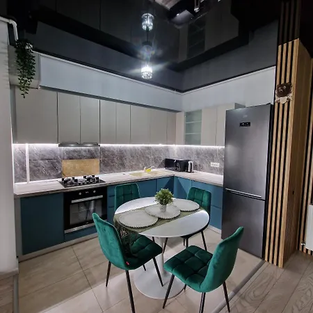 De Lux 2 Cu Lacul Morii