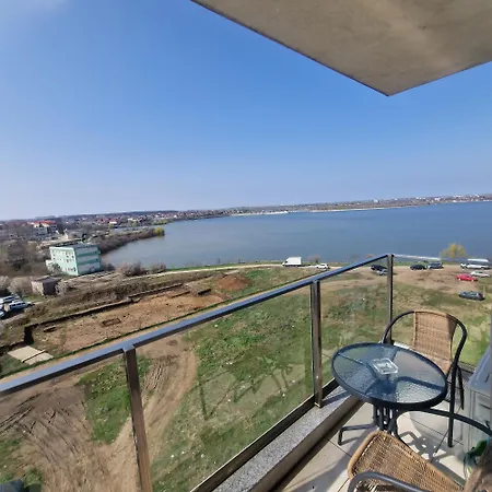 De Lux 2 Cu Lacul Morii *